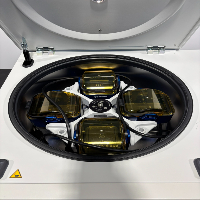 Eppendorf Centrifuge 5810R image 2